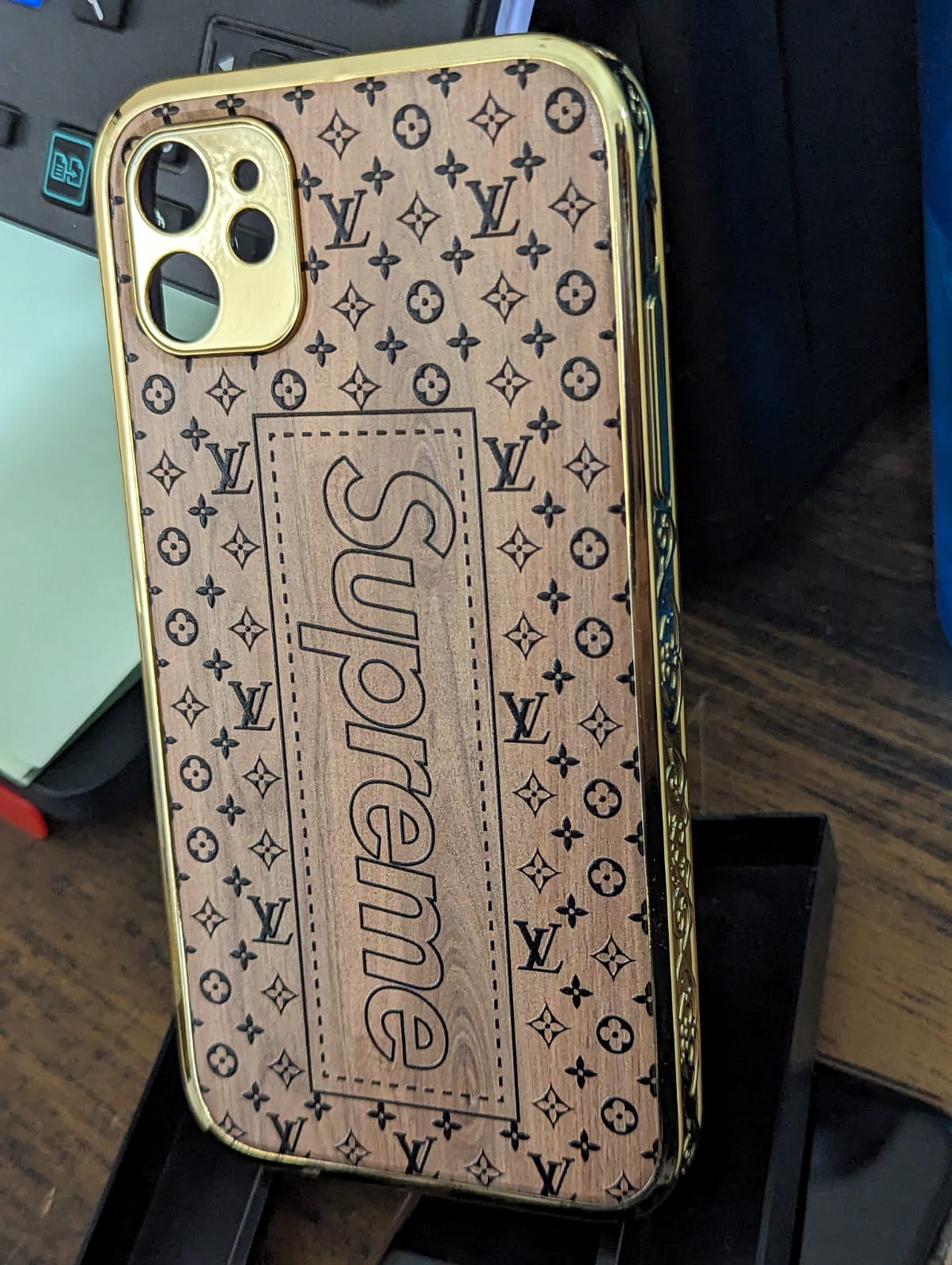 Luxurious Wooden Back Case With Golden Edges For iPhone 11