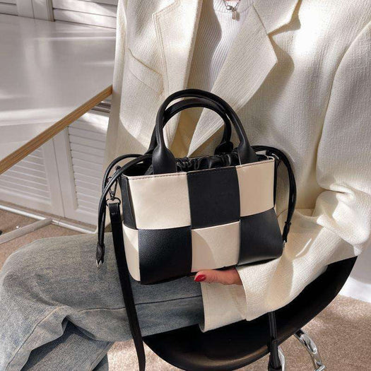 Luxury Leather Woven Bucket  Drawstring Handbag For Female