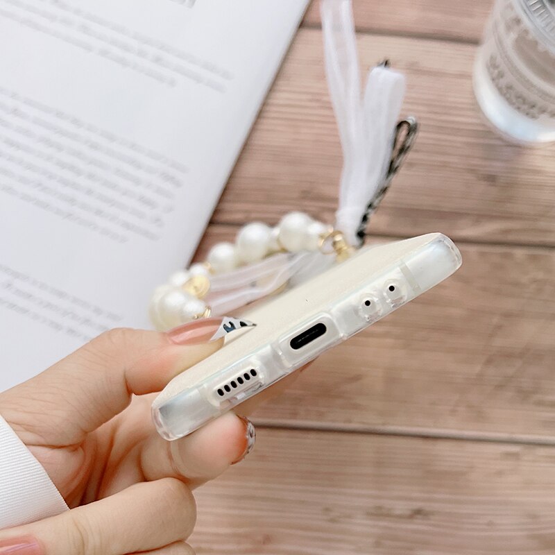 Premium luxury Cute Pearl Hand Chain Pendant Hard Laser Phone Case for Samsung Galaxy Z Flip 3