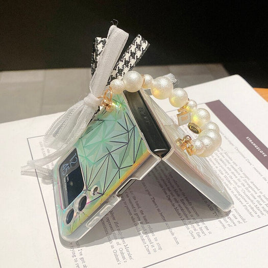 Premium luxury Cute Pearl Hand Chain Pendant Hard Laser Phone Case for Samsung Galaxy Z Flip 3