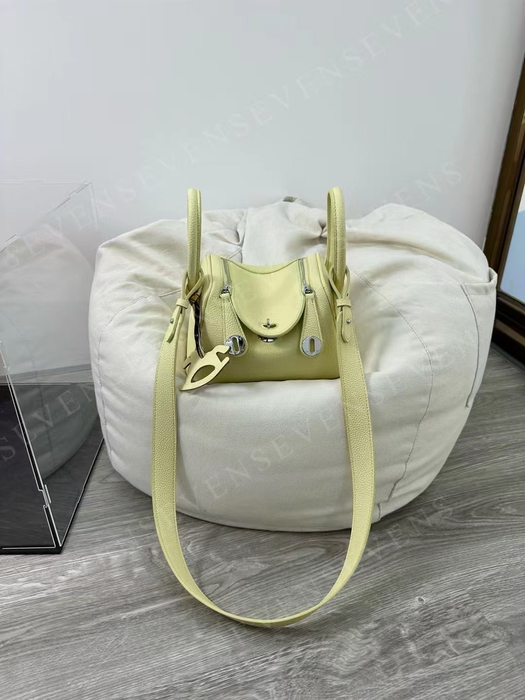 Luxury Leather Laurel Hobo Mini Handbag For Female