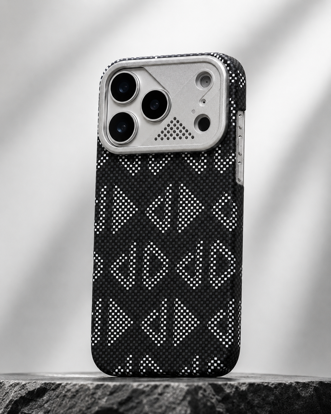 iPhone Ultra Slim Triangle Case with Metal Camera Shield