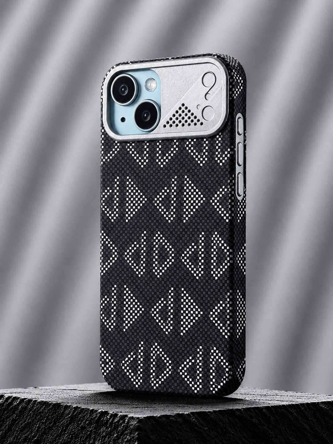iPhone Ultra Slim Triangle Case with Metal Camera Shield