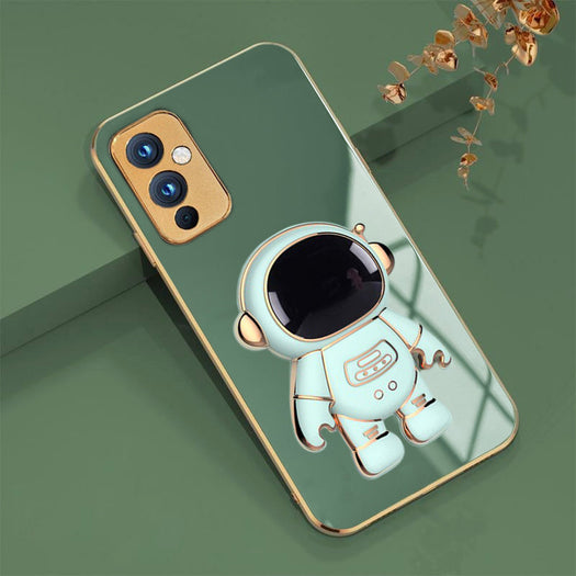 Astronaut Luxurious Gold Edge Back Case For Oneplus 9