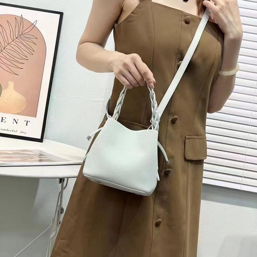 Luxury Leather Versatile Fashion Bucket Handbag For Female
