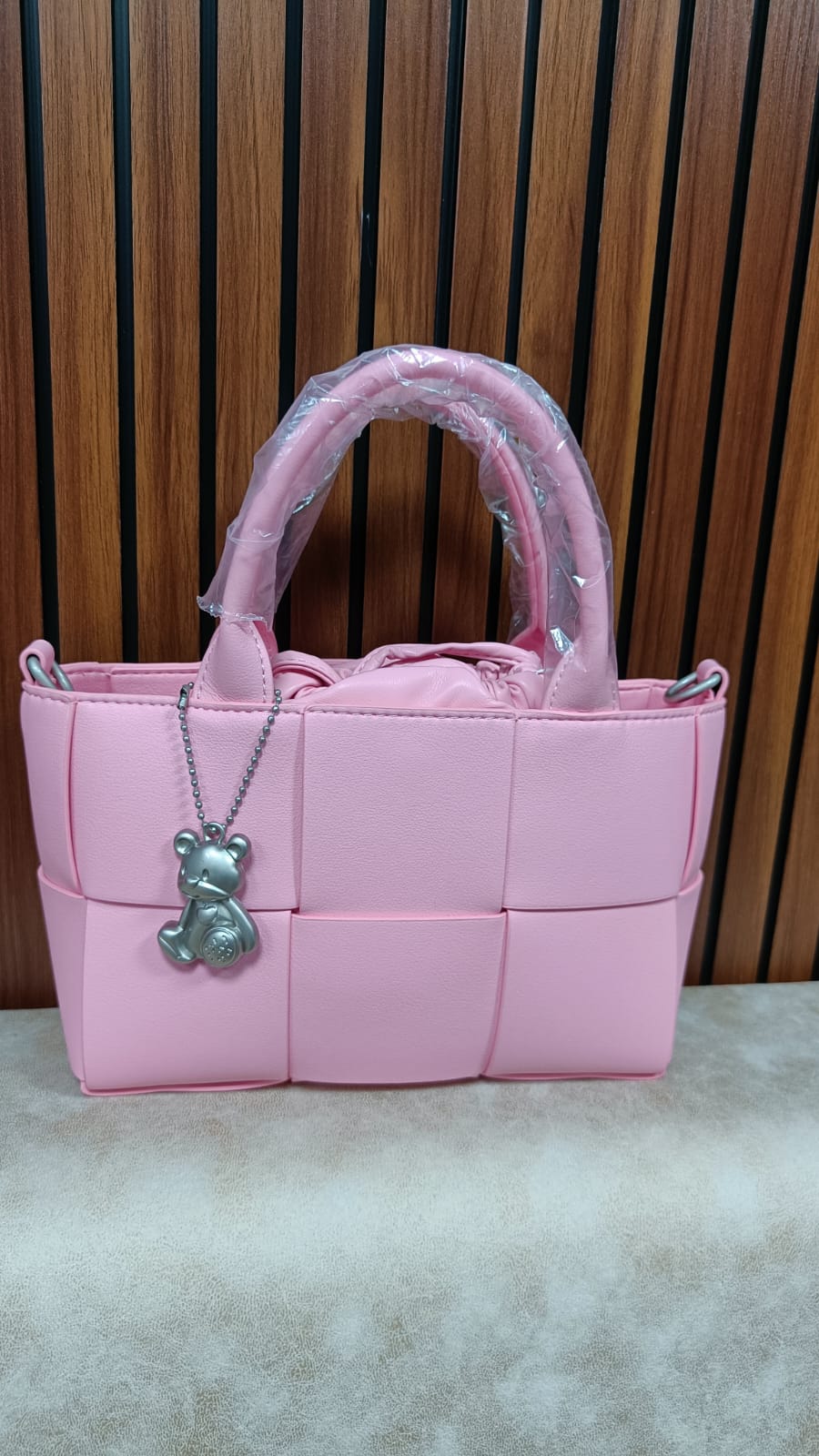 Luxury Leather Woven Bucket  Drawstring Handbag For Female