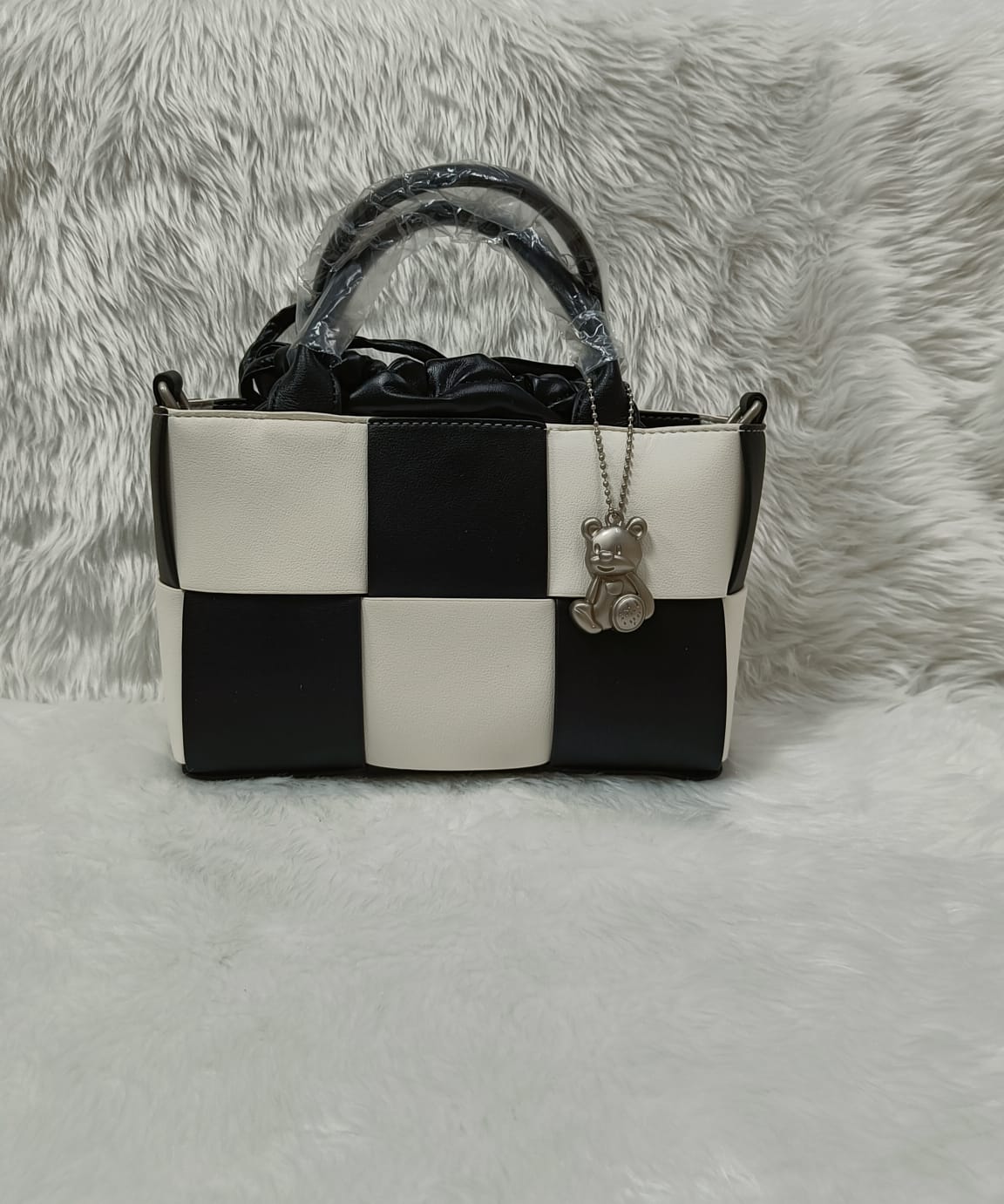 Luxury Leather Woven Bucket  Drawstring Handbag For Female