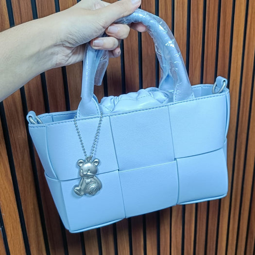 Luxury Leather Woven Bucket  Drawstring Handbag For Female
