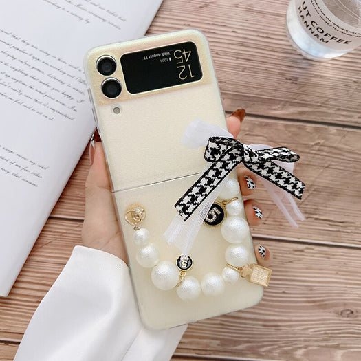 Premium luxury Cute Pearl Hand Chain Pendant Hard Laser Phone Case for Samsung Galaxy Z Flip 3
